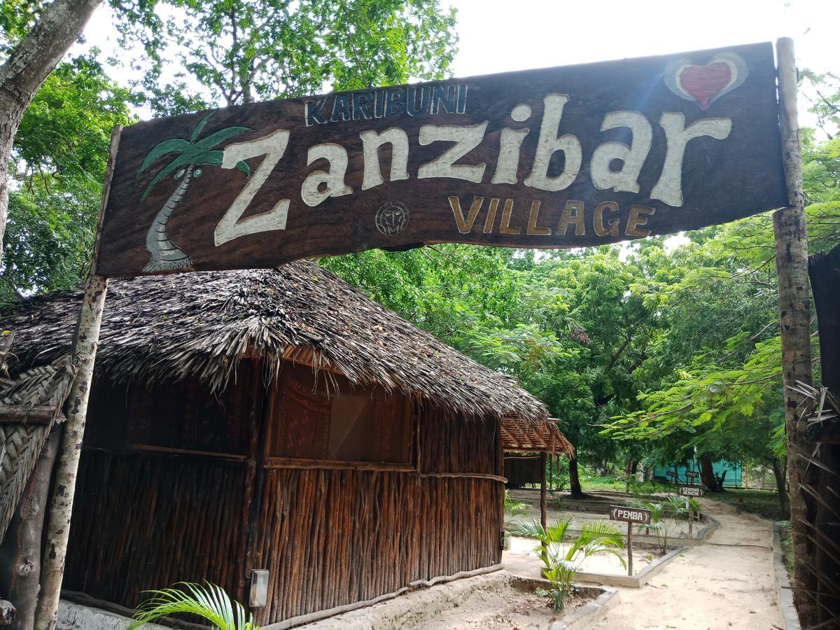 Хостел Soul Breeze Backpackers Diani Діані-Біч Екстер'єр фото